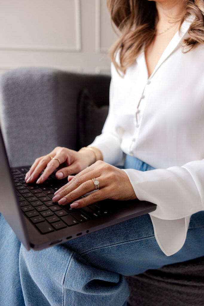 Female Solopreneurs Need Branding Photos
