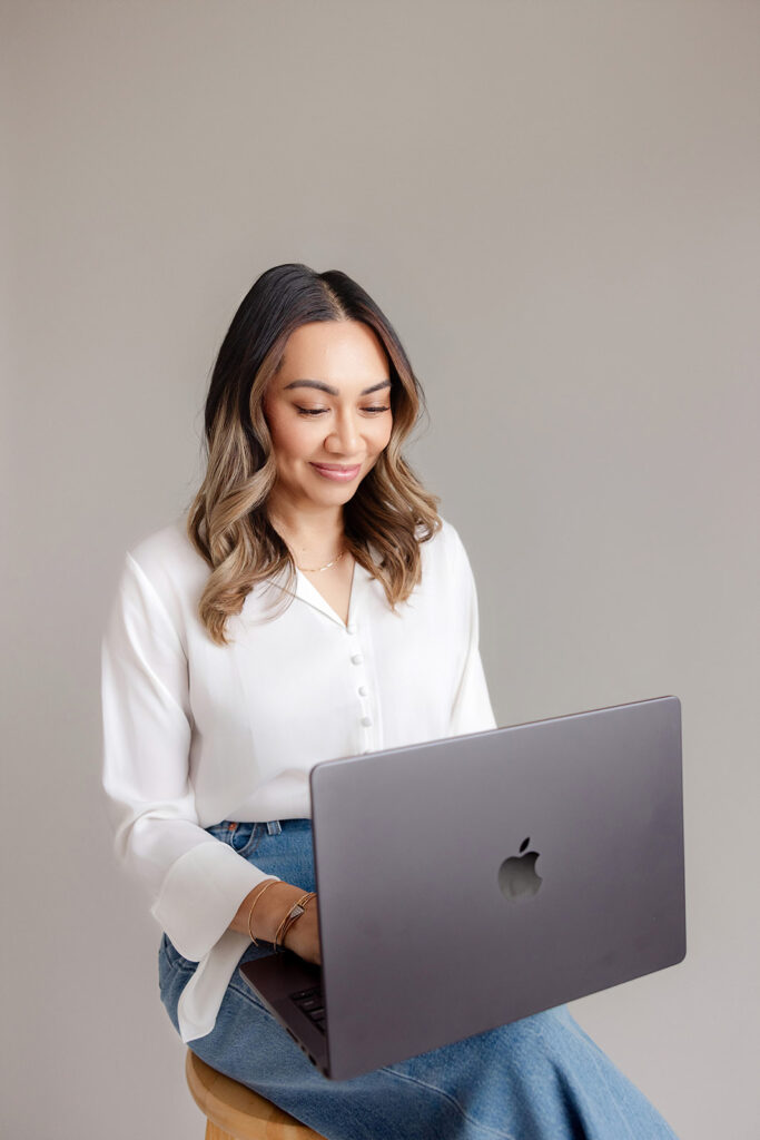 Female Solopreneurs Need Branding Photos