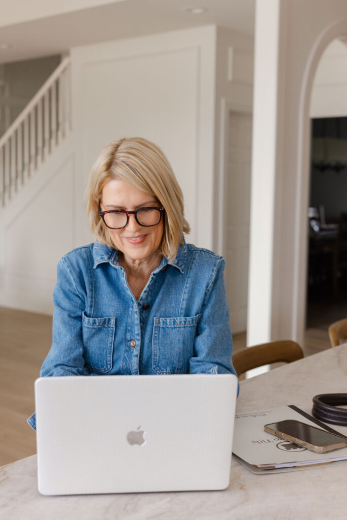 top stores for brand session outfits